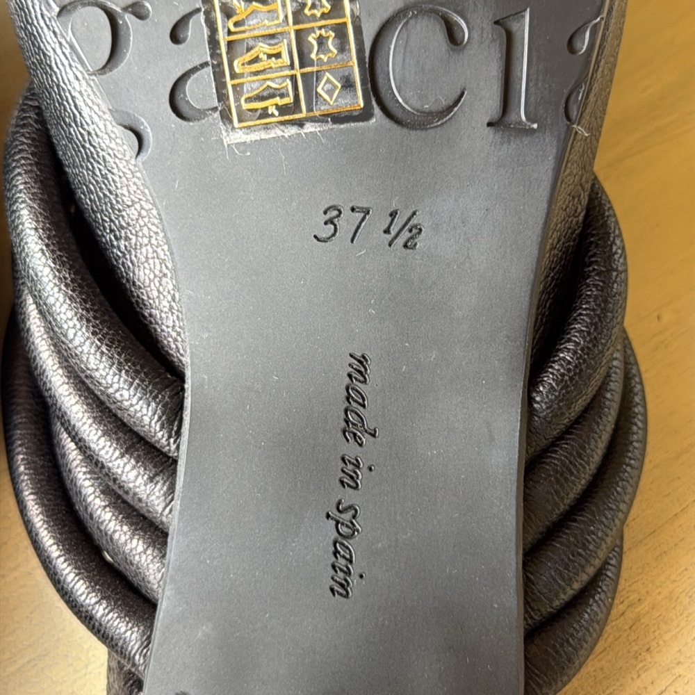 Pedro Garcia Clover Heel - Picture 9 of 12